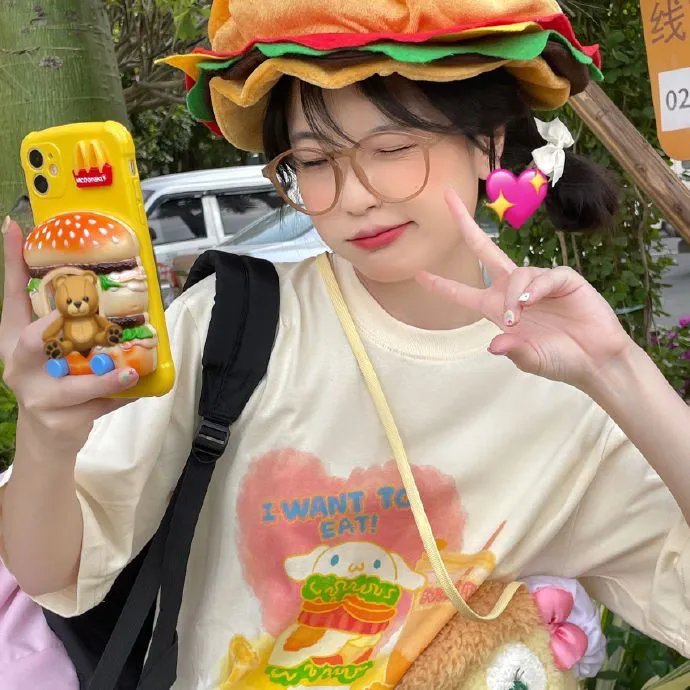 女孩的灵缇犬